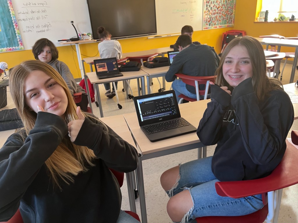 MLTI Caribou Visit with students