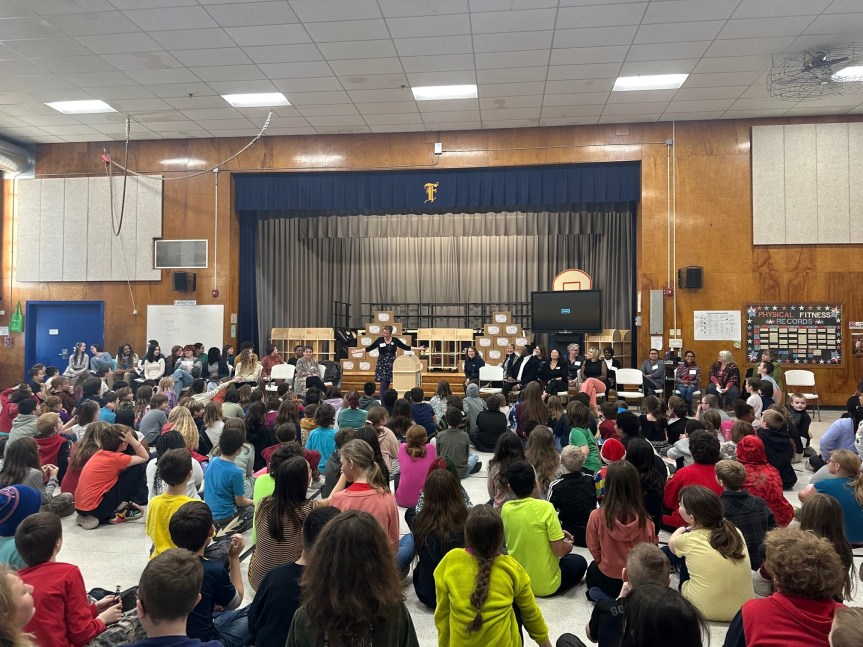 Media Release: New Initiative Provides Welcoming Libraries to 26 Maine Schools, 900 Books to Bangor&nbsp;Schools