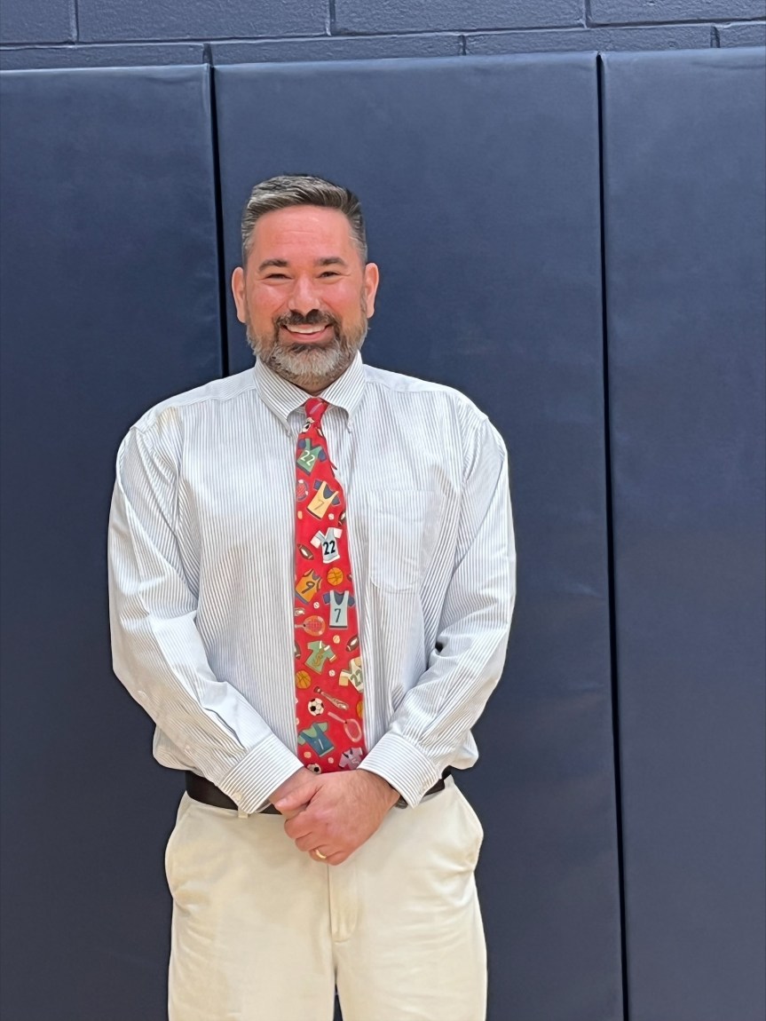Yarmouth Elementary School Principal Ryan Gleason Named 2023 Maine’s NAESP National Distinguished&nbsp;Principal
