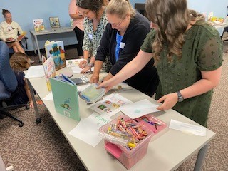 1st Grade for ME pilot teachers explore studio components