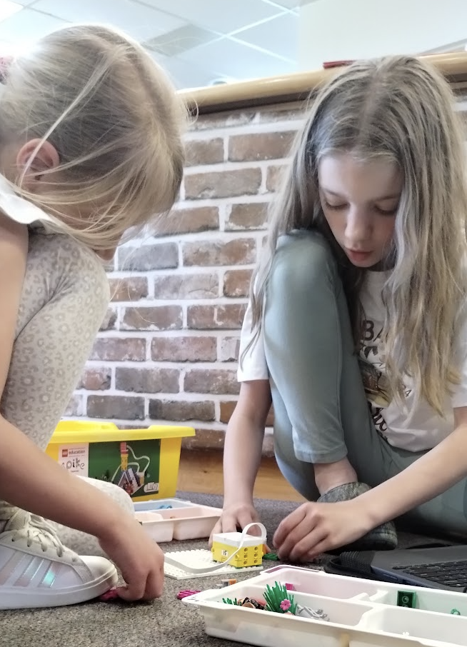 students working together