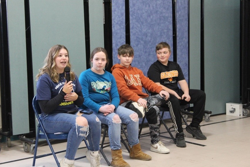 SLAM Show host Mia interviews MSAD11 students about their favorite parts of the day.