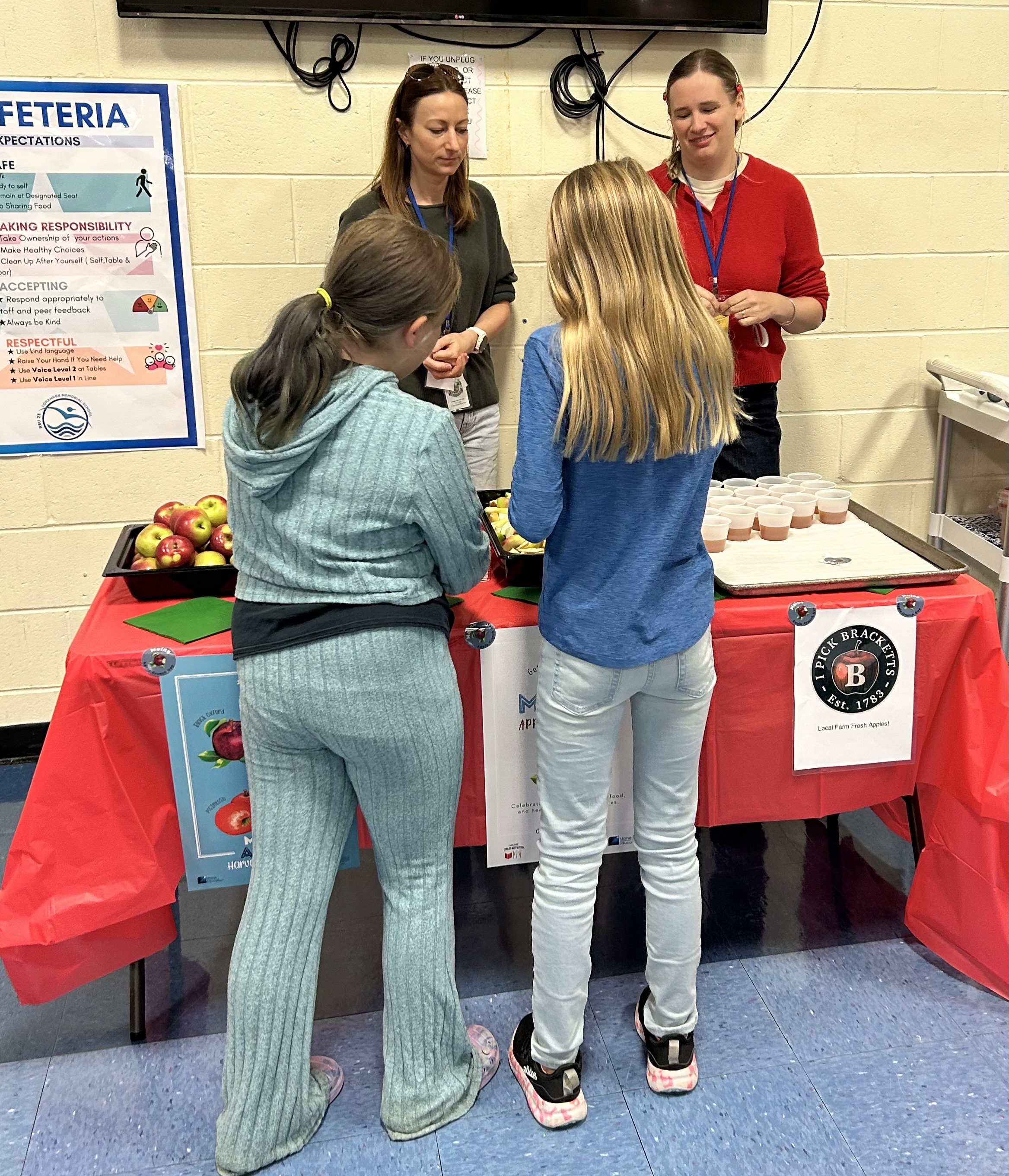 RSU 23, Old Orchard Beach celebrates 2026 Apply Crunch Day