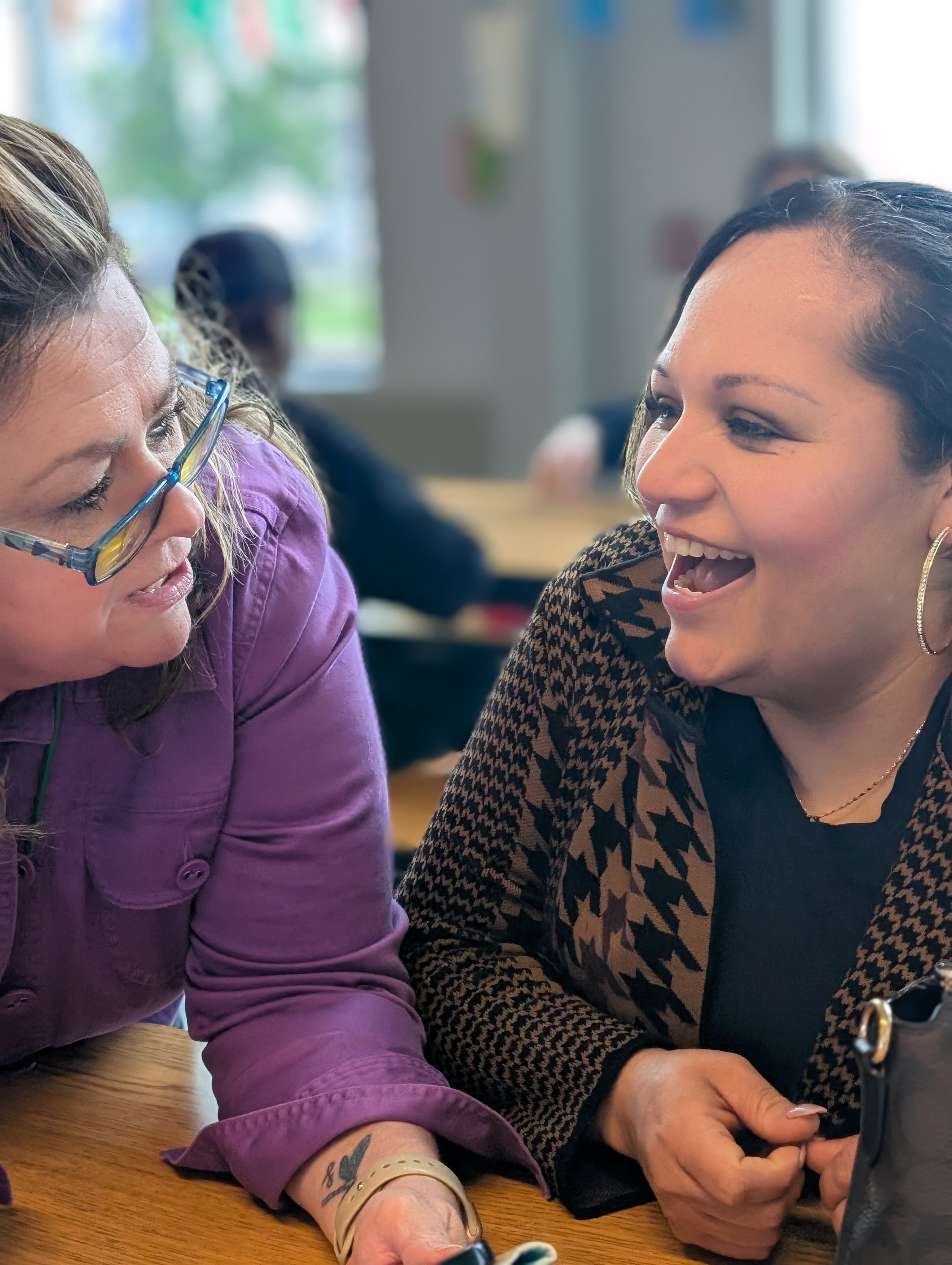 Alicia McCormick, Principal of Mount View Elementary and Middle School, connects with multilingual families.