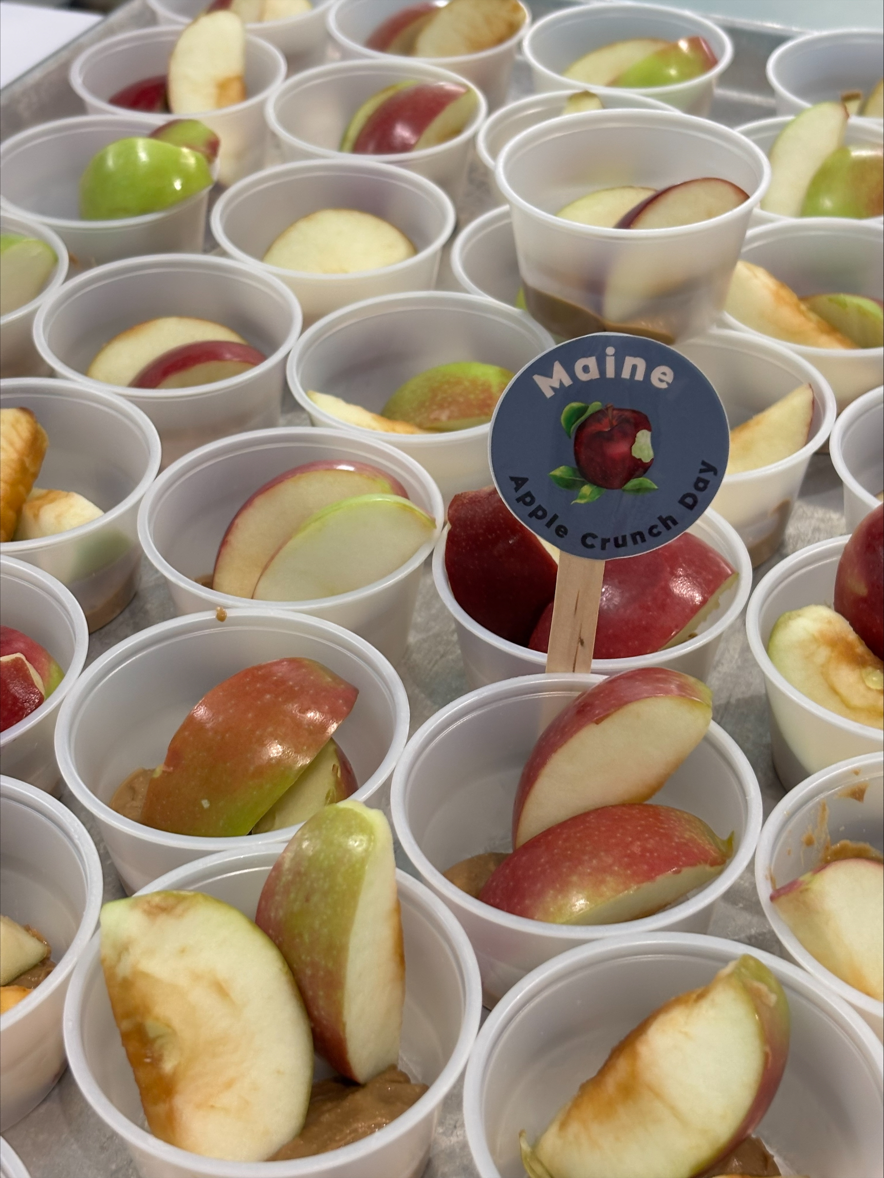 RSU 2 in Hale Dale celebrates 2026 Apple Crunch Day